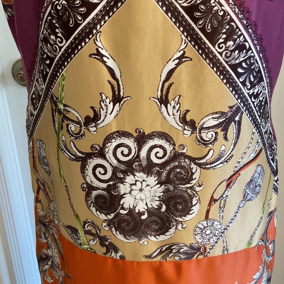 Stunning Gabby Skye Fully Lined Shift Dress. Size 8. - Picture 3 of 12